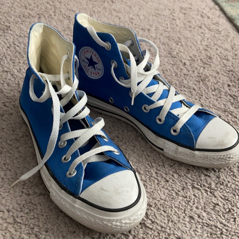Blue converse hi-tops